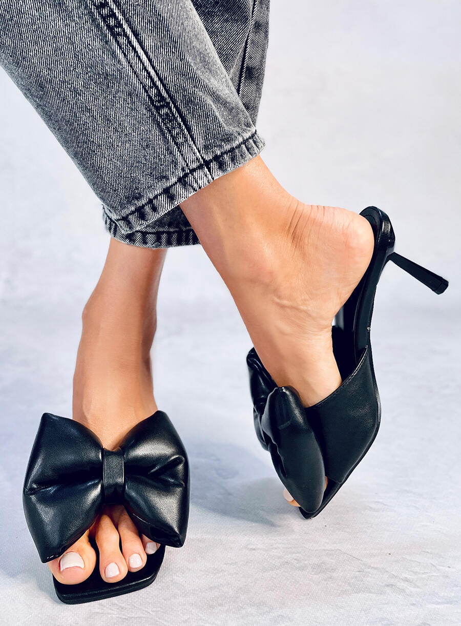 Mašličkové sandále čierne