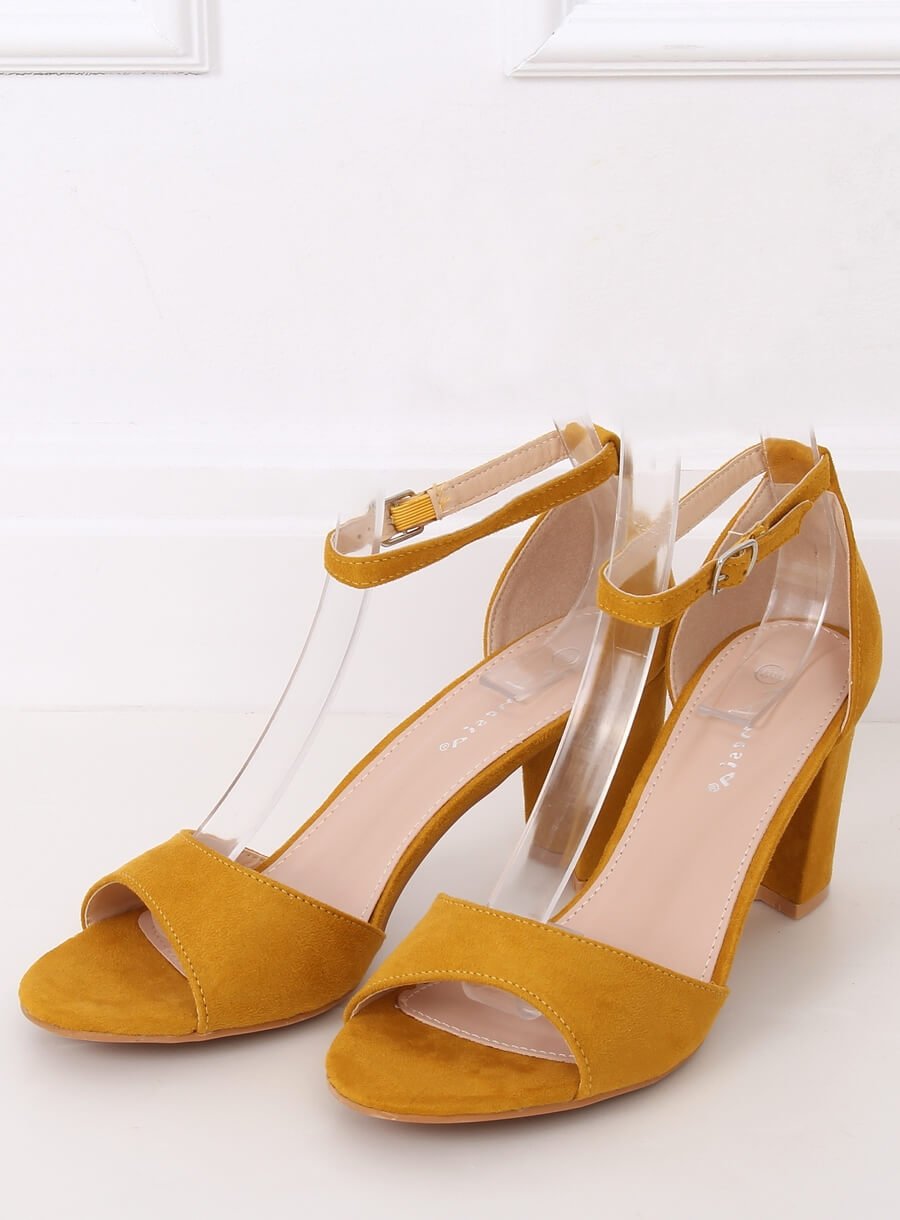 Sandále žlté 