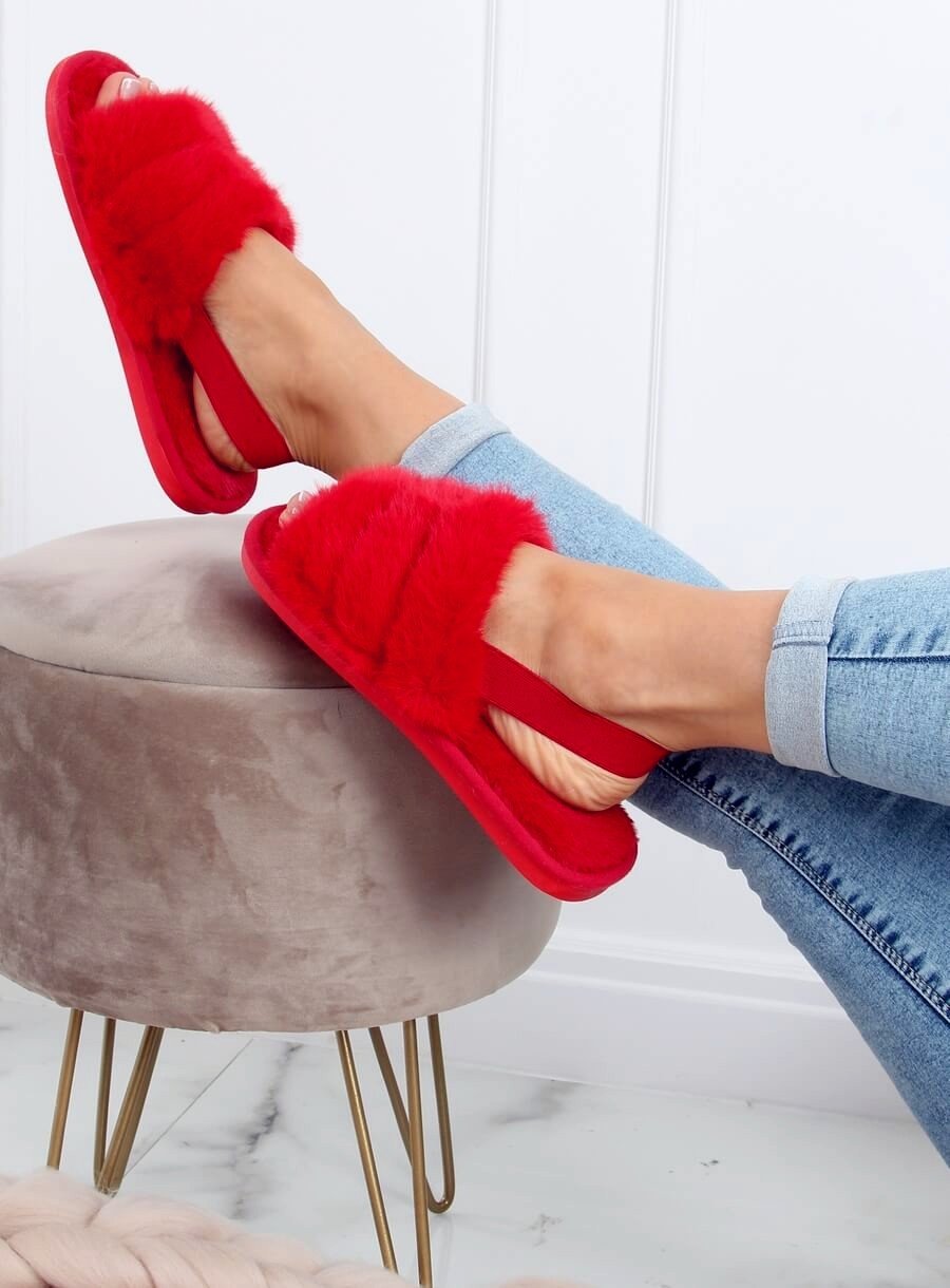 Červené papuče s gumičkou