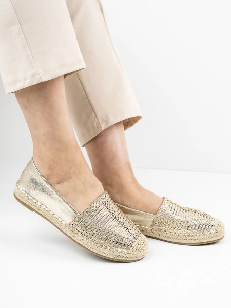 Modne espadryle damskie w kolorze Gold