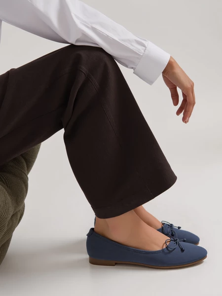 Damskie Baleriny BELLA BLUE – Uroczy Minimalizm w Spokojnym Odcieniu