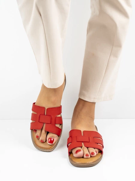 Modne klapki damskie Limoncello w kolorze Red