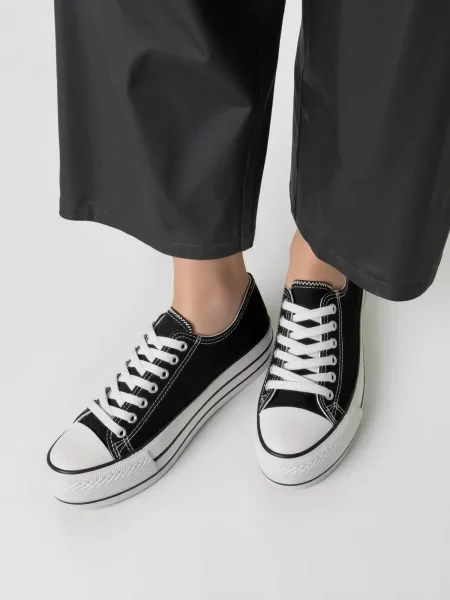 Damskie Trampki VELTRO BLACK – Klasyczne Buty na Platformie