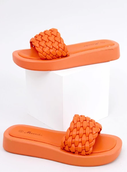 Klapki na wysokiej podeszwie z plecionymi paskami ELIDA ORANGE