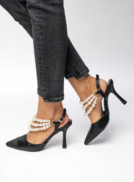 Czółenka z odkrytą pięta z perłami HARMONY BLACK
