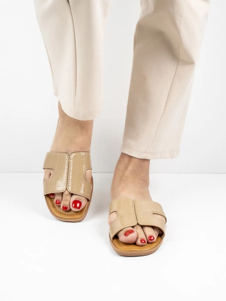 Klapki Sasa w kolorze Khaki