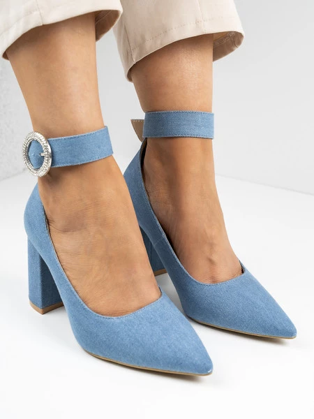 Modne czółenka damskie w kolorze LT BLU