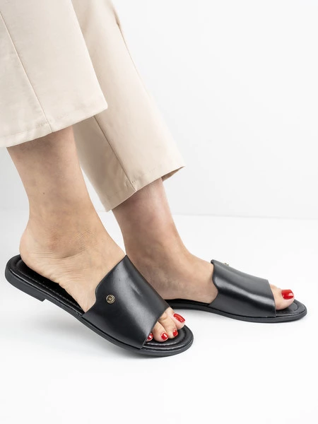 Klapki Marsylia w kolorze Black