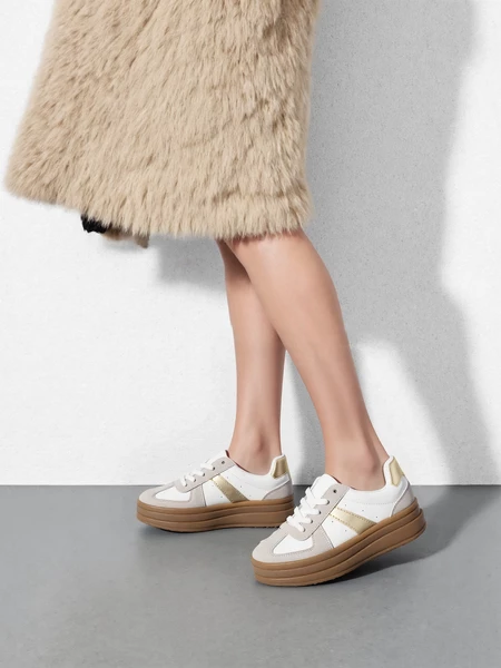 Damskie Sneakersy ALMA WHITE – Subtelna Platforma i Kontrastowe Akcenty