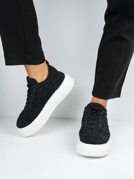 Sneakersy teksturowane damskie z koronką w kolorze Black