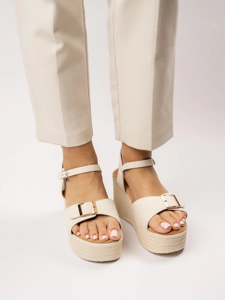 Klapki Eleganza Beige