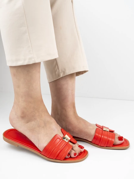 Klapki Aleksa w kolorze Red