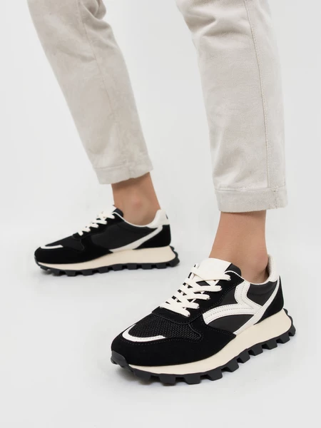 Damskie Sneakersy RAYA BLACK – Kontrast, Dynamika i Styl Miejski