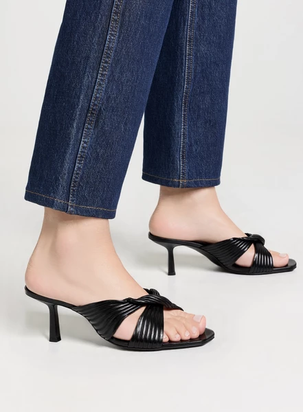 Damskie Klapki Bella BLACK