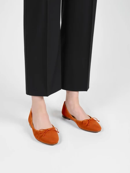 Damskie Baleriny BELLA ORANGE – Uroczy Minimalizm w Energetycznym Odcieniu