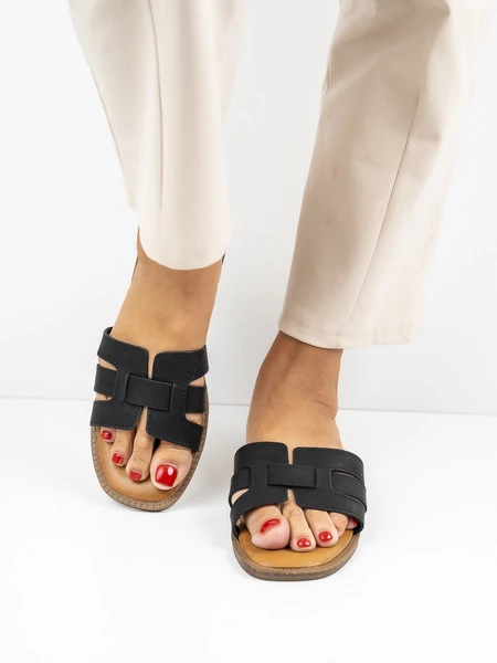 Modne klapki damskie Limoncello w kolorze Black