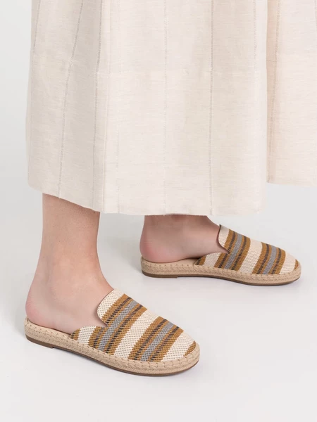 Mule letnie damskie z plecioną fakturą w kolorze Beige