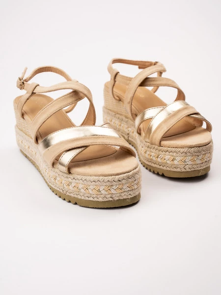 Sandały na koturnie z plecionym koturnem i paskami w kolorze Apricot