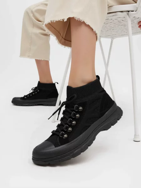 Damskie Sneakersy GRAVITY BLACK – Modne Buty na Platformie