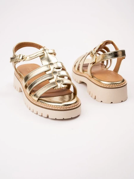 Sandały na obcasie z paskami w kolorze Gold