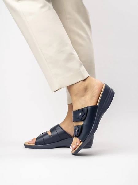 Damskie Klapki na Koturnie AURORA NAVY