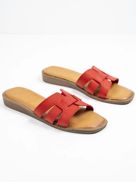 Modne klapki damskie Limoncello w kolorze Red