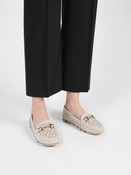 Damskie Mokasyny LIA WHITE – Ażurowy Wzór i Elegancki Akcent