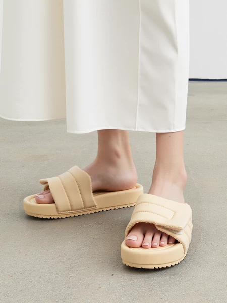 Damskie Klapki MARIS BEIGE