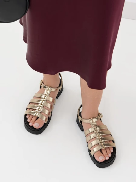 Damskie Sandały NELLY GOLD – Złoty Blask i Masywna Podeszwa