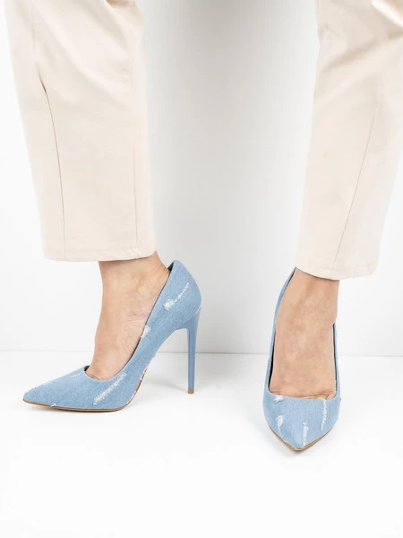 Modne sandały damskie w kolorze .