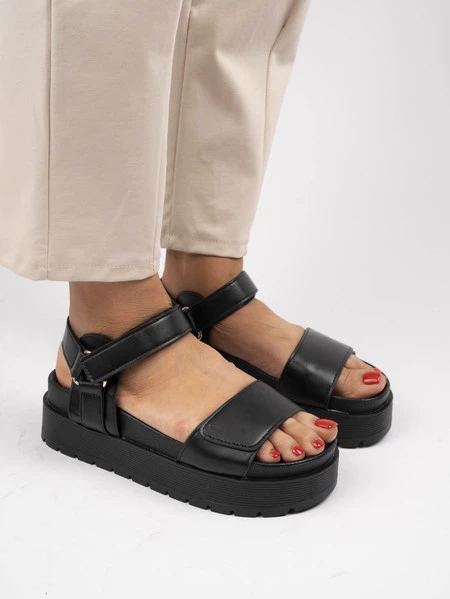 Sandały na koturnie z regulacją skórzane damskie Black