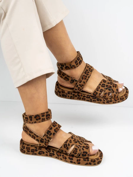 Sandały damskie na rzepy w kolorze Leopard