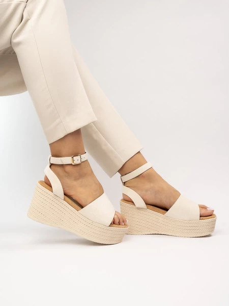 Klapki Elegante Beżowe