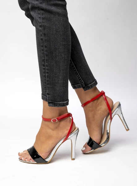 Sandałki na szpilce NILA BLACK