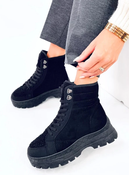 Botki sznurowane z barankiem KHANDI BLACK