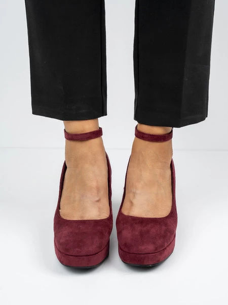 Czółenka eleganckie z paskiem wokół kostki w kolorze Maroon