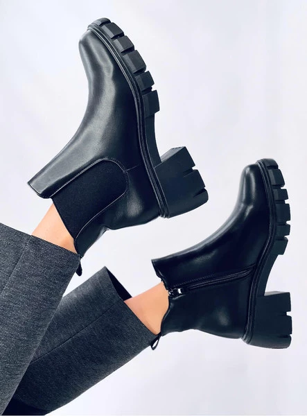 Sztyblety na szerokim obcasie LEDECK BLACK PU