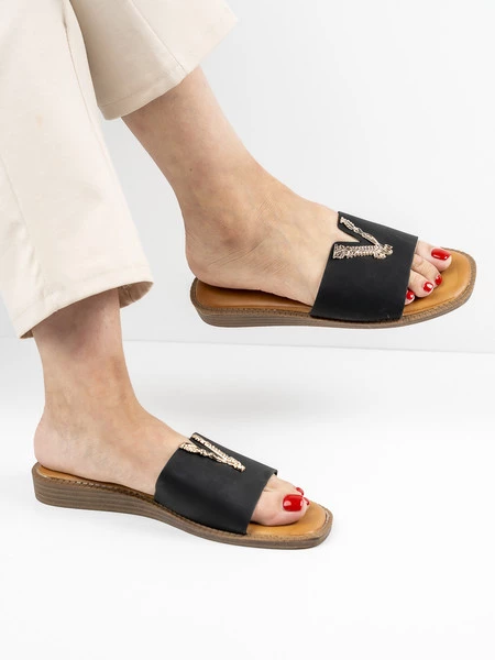 Modne klapki damskie w kolorze Black