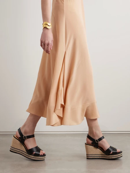 Damskie Sandały ARLETTE BLACK – Klasyczna Czerń na Plecionej Koturnie