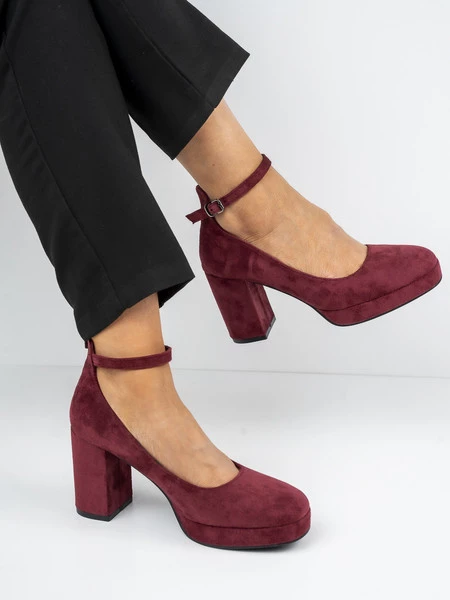 Czółenka eleganckie z paskiem wokół kostki w kolorze Maroon