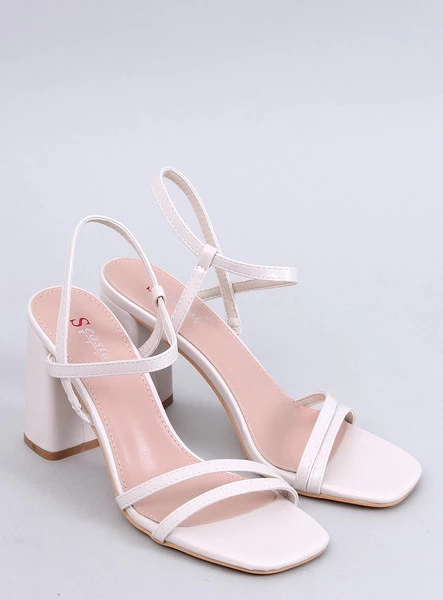 Sandałki na stabilnym obcasie BORELLI BEIGE