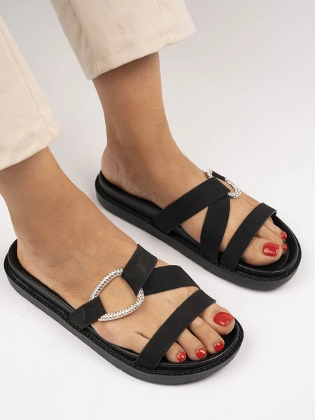 Klapki damskie z ozdobną klamrą i szerokimi paskami Black