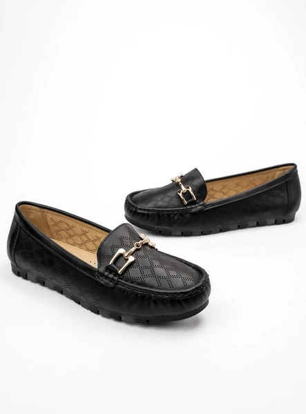 Damskie Mokasyny LIA BLACK – Ażurowy Wzór i Elegancki Akcent