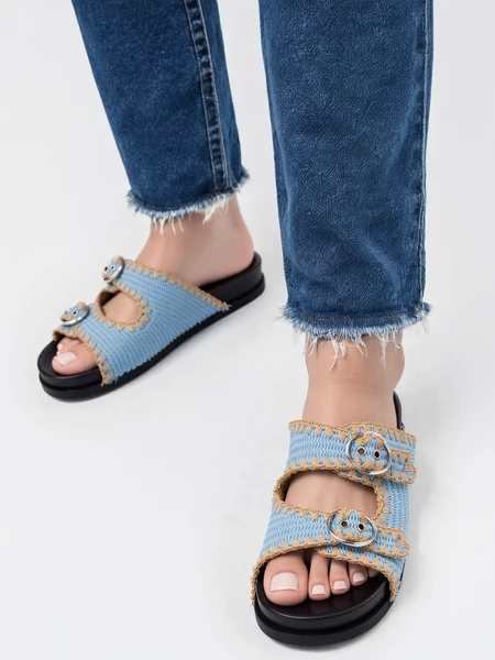 Klapki damskie na platformie z regulowanymi paskami w kolorze Blue