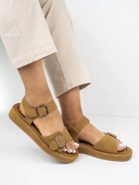 Buty damskie eleganckie w kolorze Camel