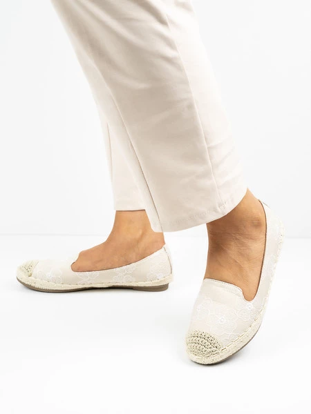 Modne espadryle damskie w kolorze Beige