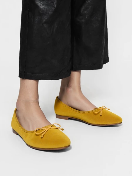 Damskie Baleriny BELLA YELLOW – Uroczy Minimalizm w Intensywnym Odcieniu