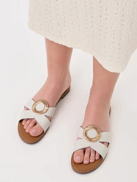 Szpilki damskie eleganckie w kolorze White