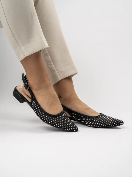 Modne czółenka w kolorze Black