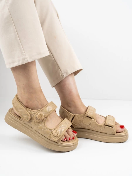 Modne sandały damskie w kolorze Khaki